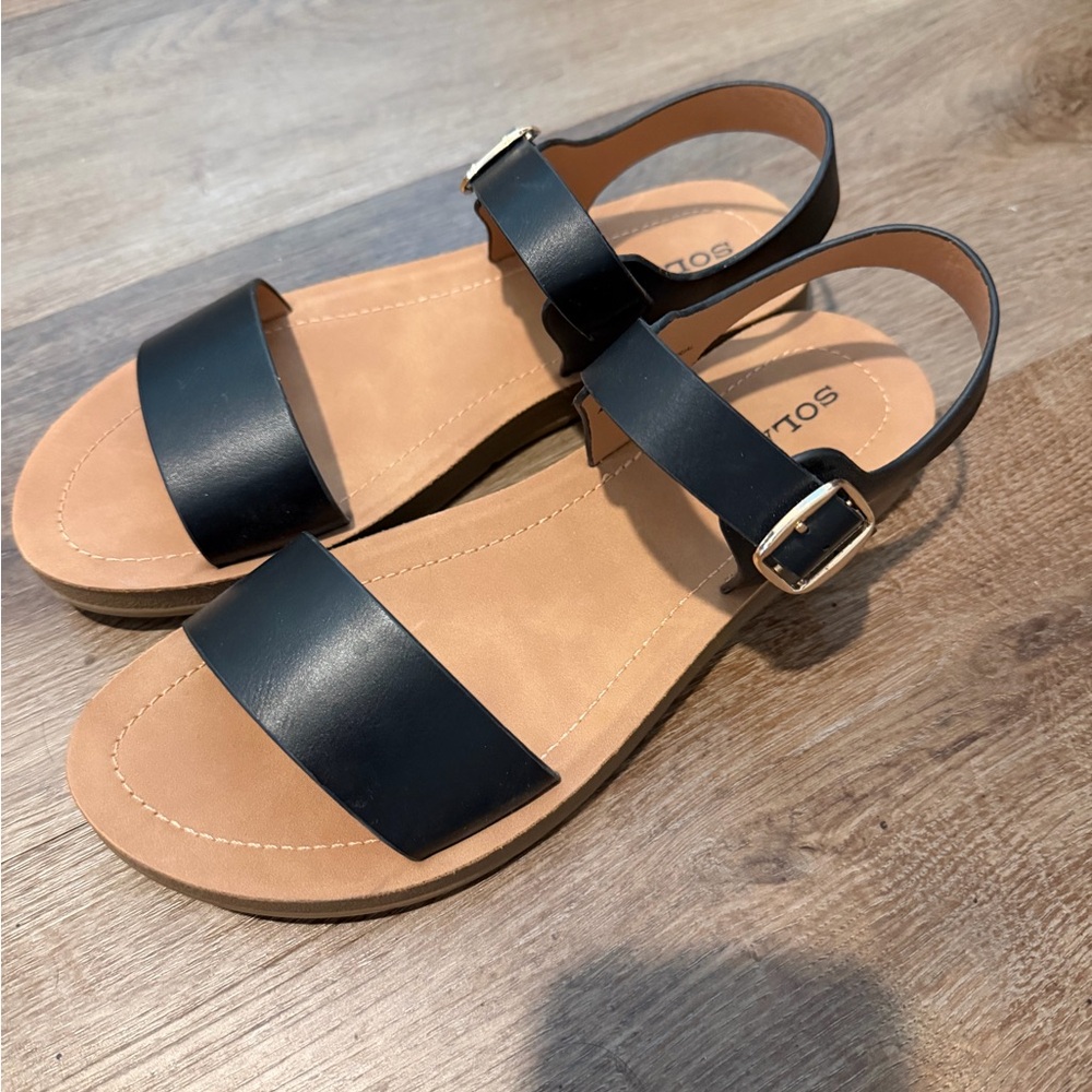 SOLfio Black Two-Strap Buckle Women's Sandals